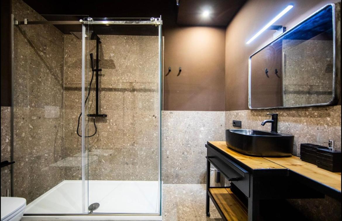 New Amazing Mono Located In Moscova District From Moscova Suites Apartments Group Мілан Екстер'єр фото